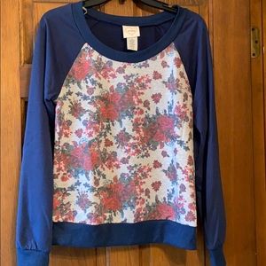 Lightweight Navy sweatshirt top